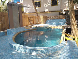 Fiberglass Olive Swimming Pool Manufacturer in Delhi